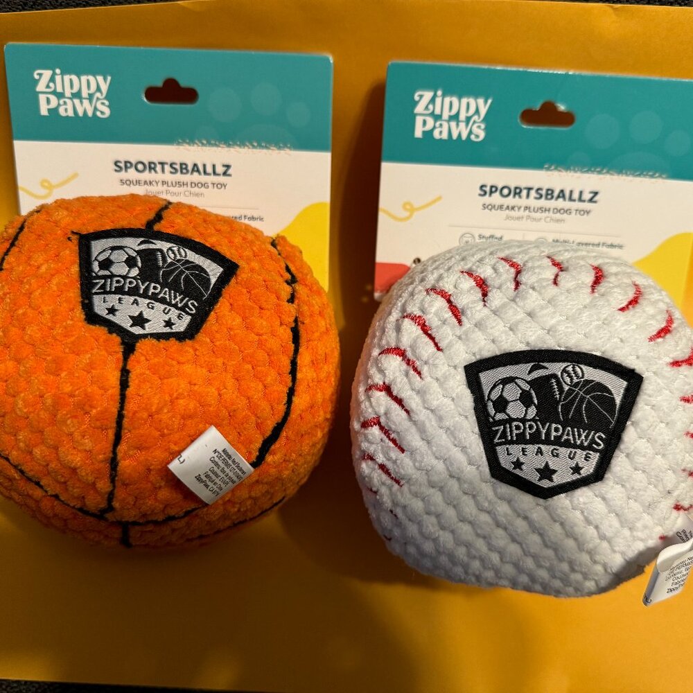 ZippyPaws SportsBallz